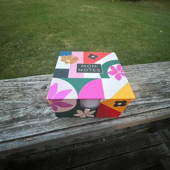 Lady Jane Modern Mom Geo Flora Memo Note Box With Pen. - Picture 5 of 8